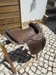 Sela de cavalo meia portuguesa e meia americana