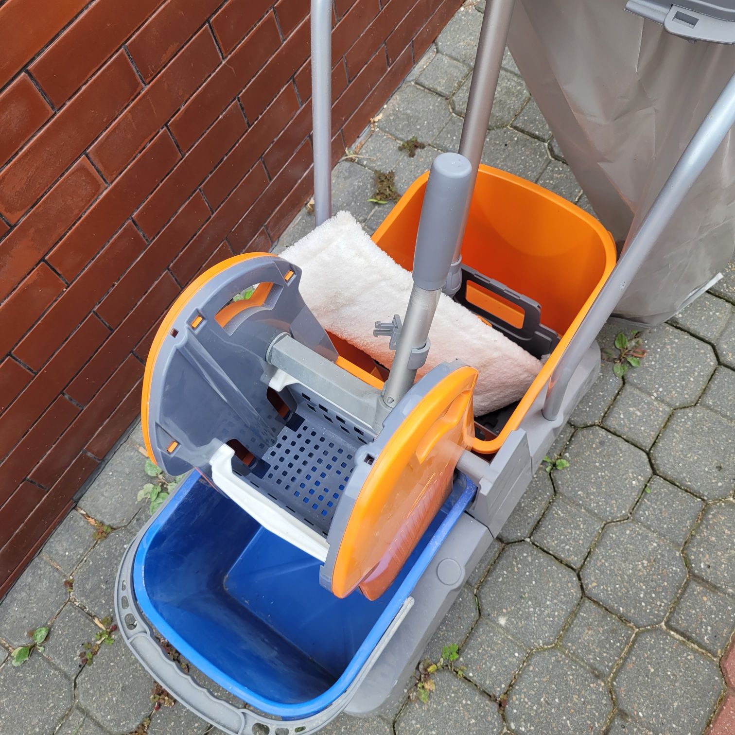 Dwuwiaderkowy wózek do sprzątania, mop Splast
