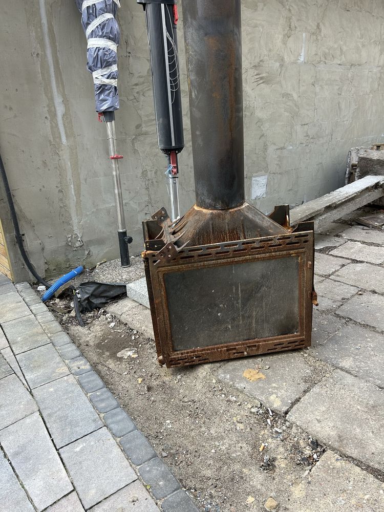 Sprzedam kominek.