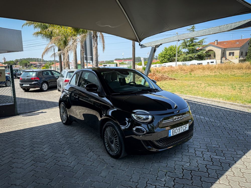 Fiat 500e Icon 42 kWh c/ IVA Dedutível