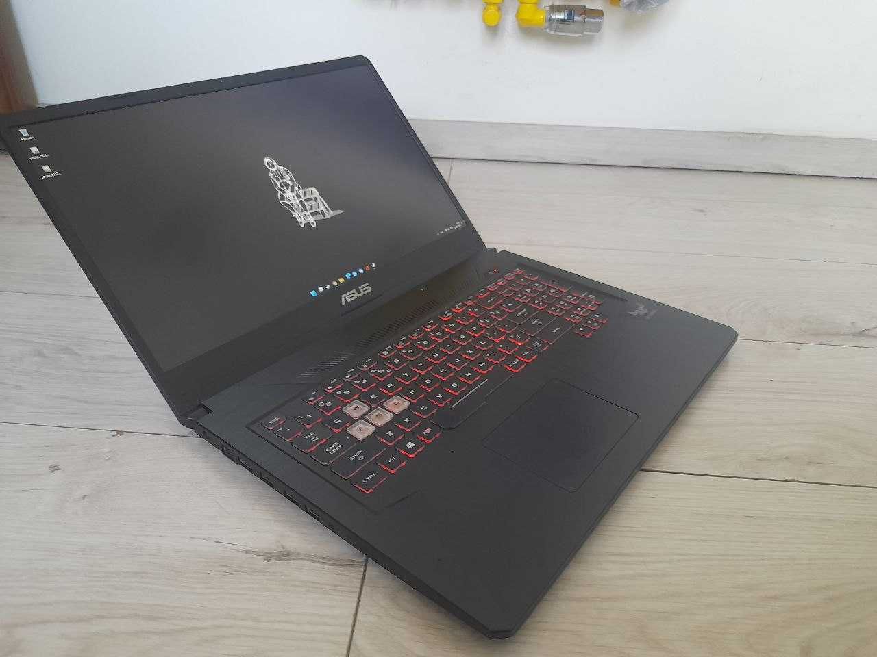 ASUS TUF Gaming FX705DT R7-3750H/32GB/512/GTX 1650/Win 11