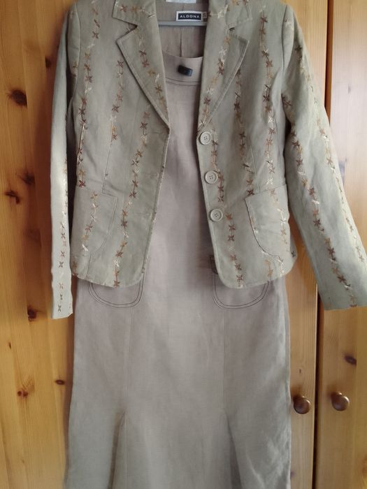 Marynarka i sukienka z lnu