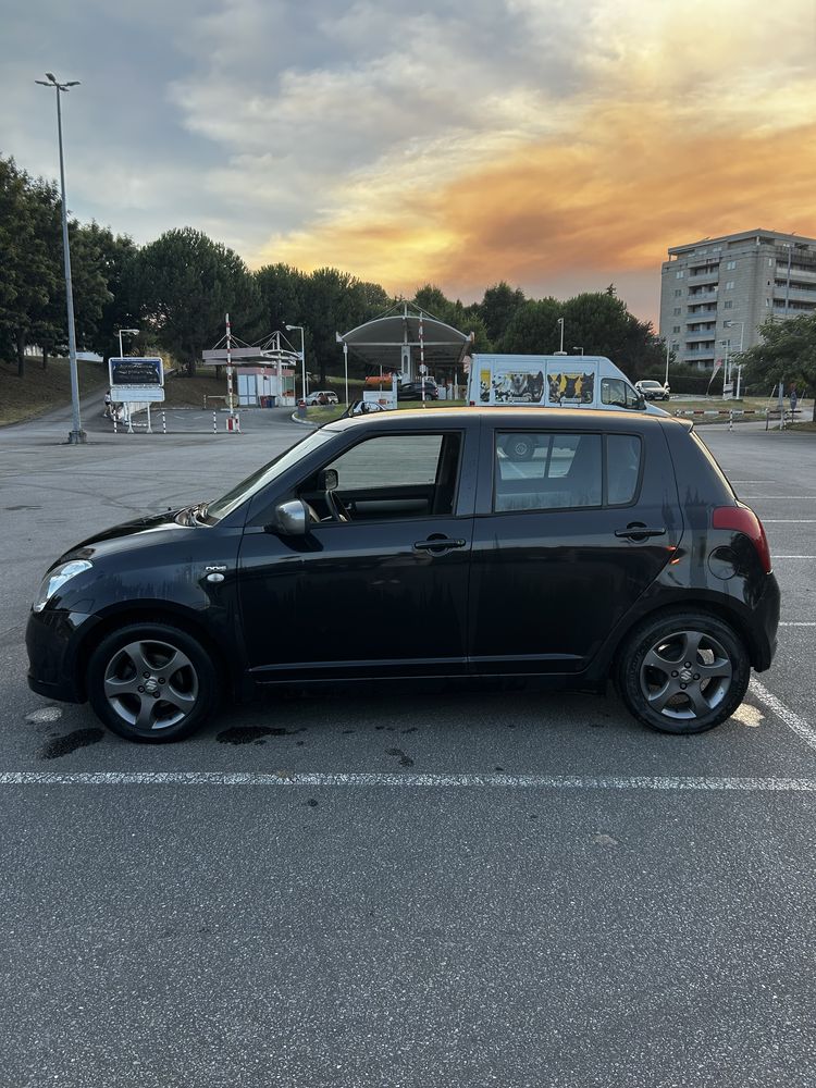 Suzuki Swift 1.3 ddis glx