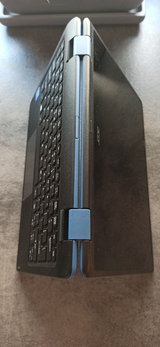 Laptop 2w1  11,6 cala Aspire R3 dotykowy