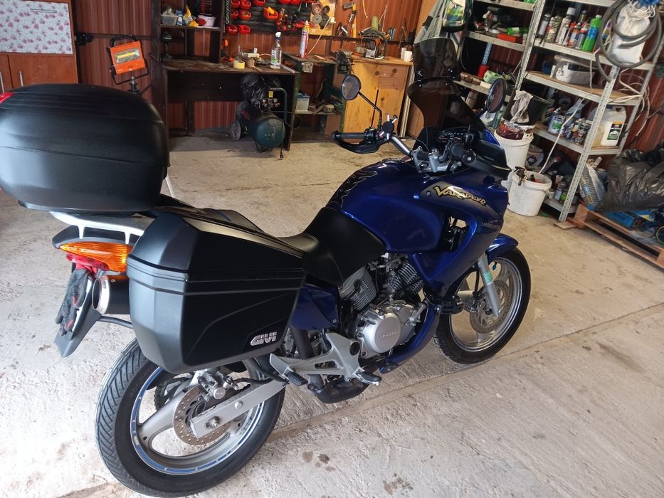 Honda Varadero 125 Ducati Jedyna Taka.Kolor Niebieski Metalik