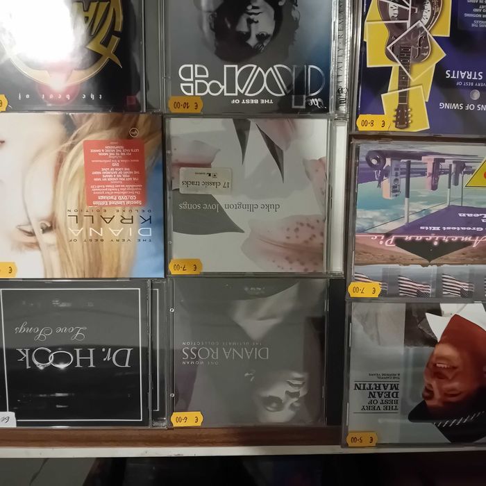 Música em CD Best Of ou Greatest Hits Internacionais Letra D.