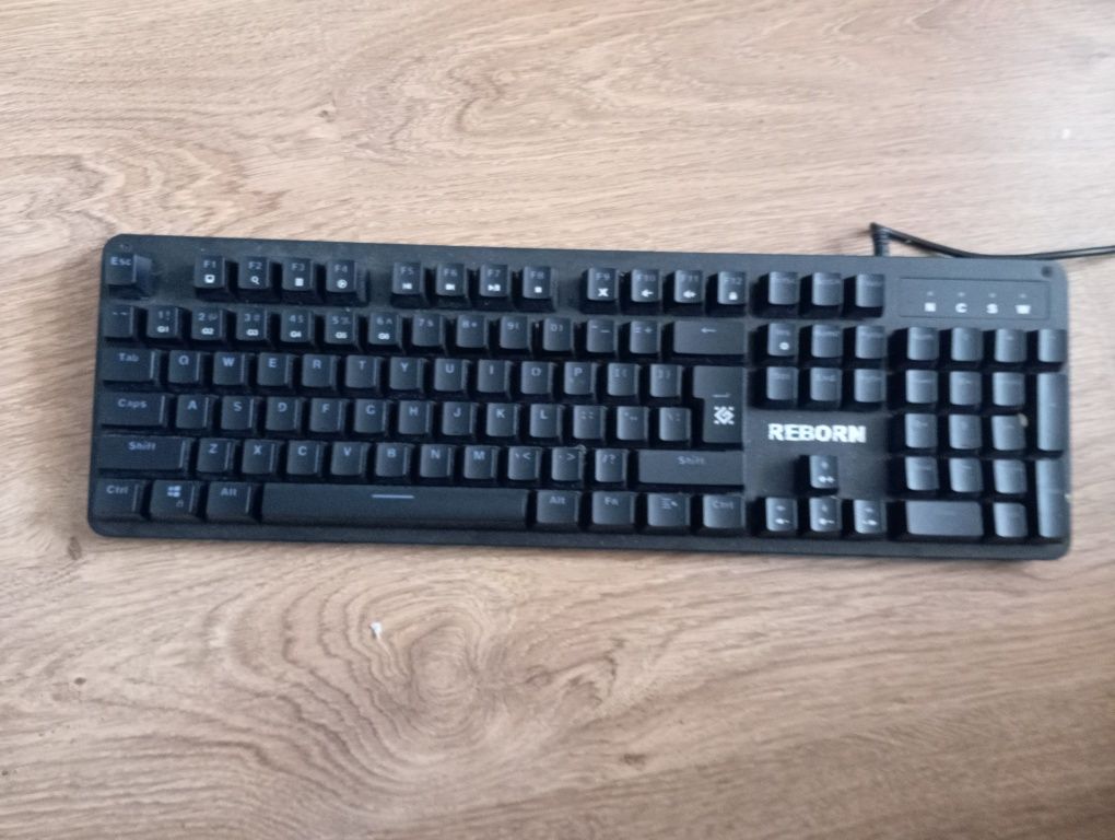 Sprzedam klawiaturę Reborn