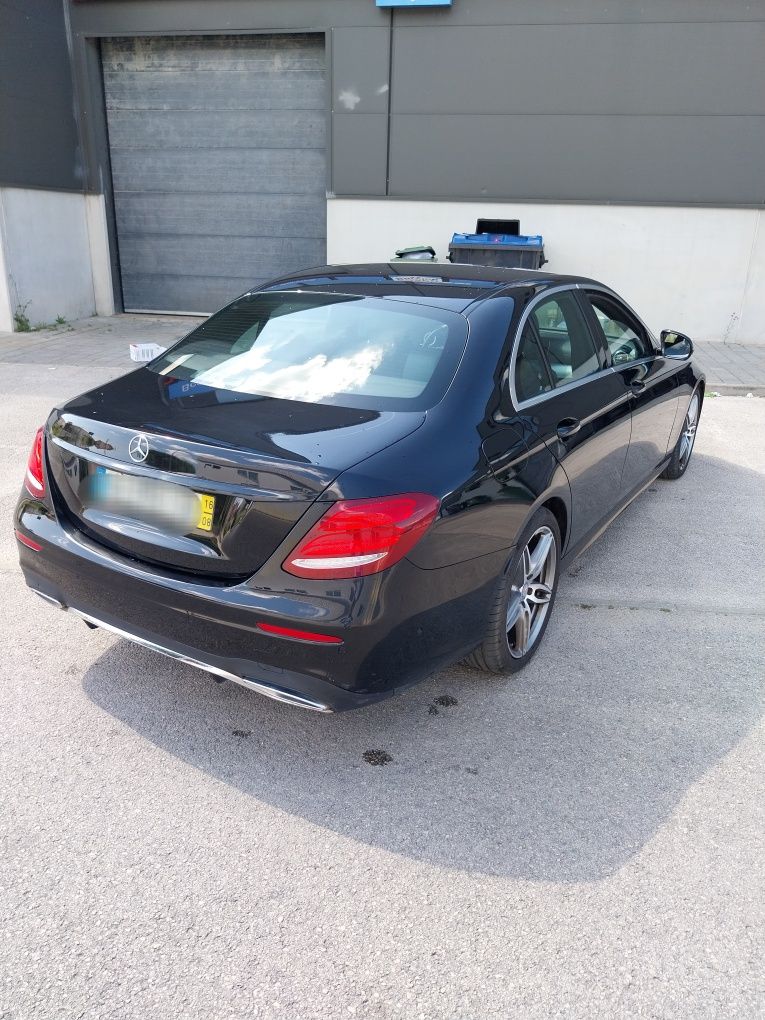 Mercedes-Benz E220d AMG 194cv  9G-TRONIC 
Transmissão: Caixa automátic