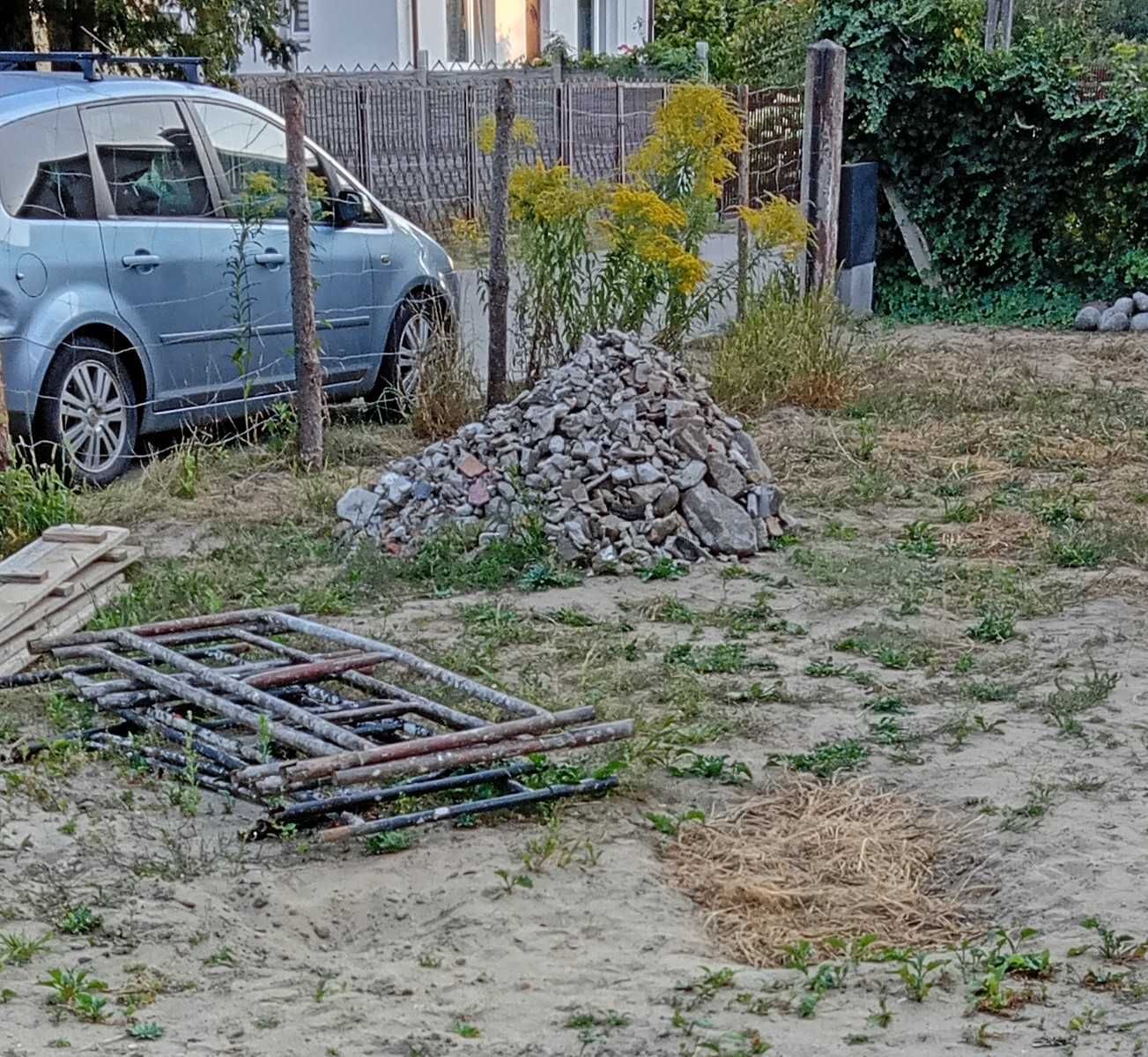Gruz betonowy oddam