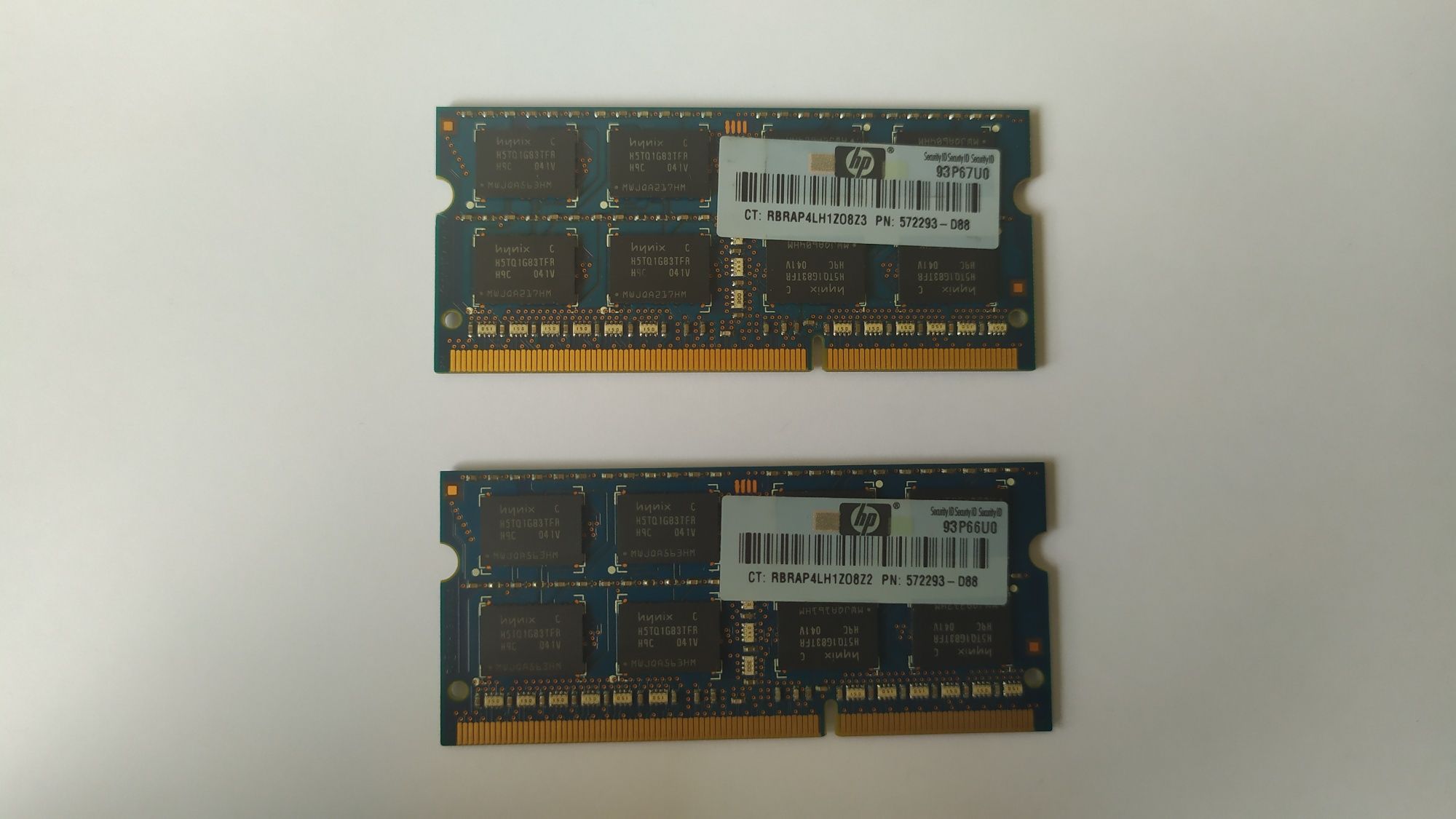 2 Memórias RAM  HP 2GB PC3-10600 DDR3-1333 SODIMM