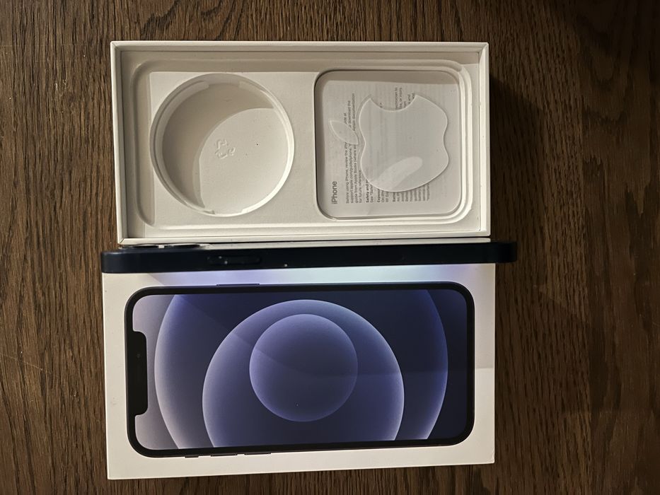 IPhone 12, 64GB; niebieski; bateria 81%