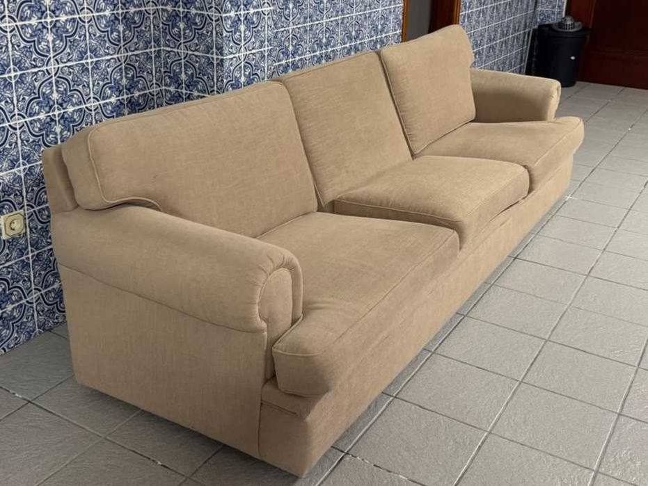 Sofá Beje 5/6 pessoas