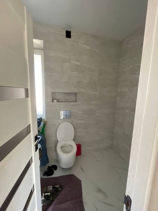 Продам гарний новий котедж в м.Мукачево