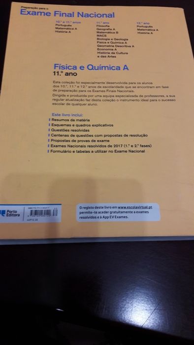 Livro Porto Editora 2018 exame 11 ano Física e Química "A"