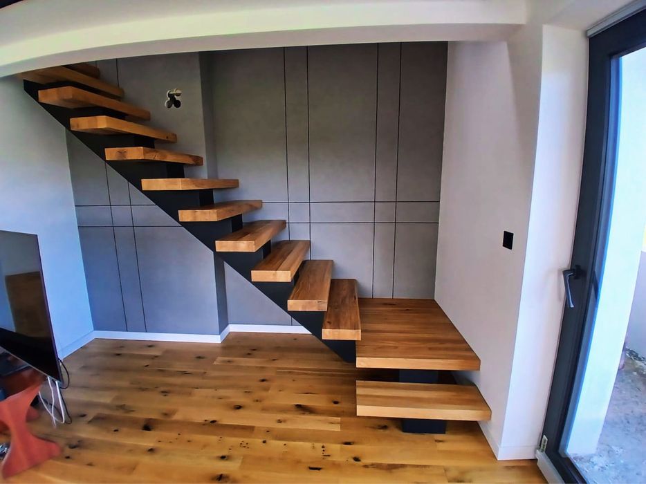 Schody, schody stalowe, schody na konstrukcji stalowej, stelaż schodów