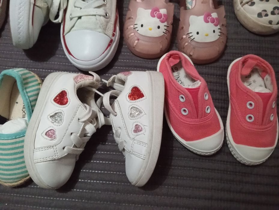 Tênis de criança desde o número .ate 26.