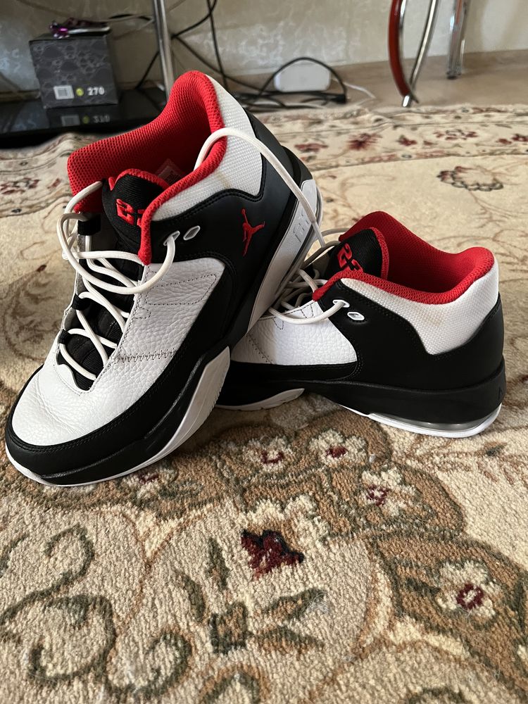 Nike Air Jordan Max Aura 3