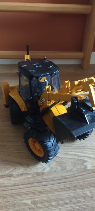 Koparko-ładowarka BRUDER JCB 5CX Eco BR-02454