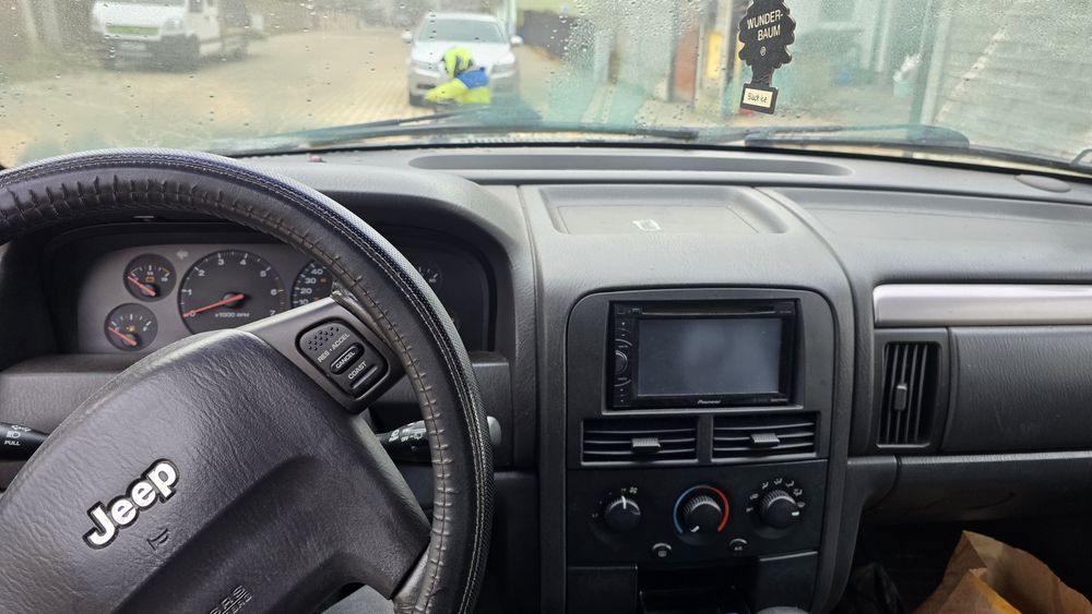 Jeep grand cherokee WJ 4.0 + lpg, lift 2 cale