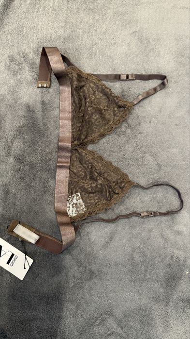 Мереживний бюстгалтер М без кісточок