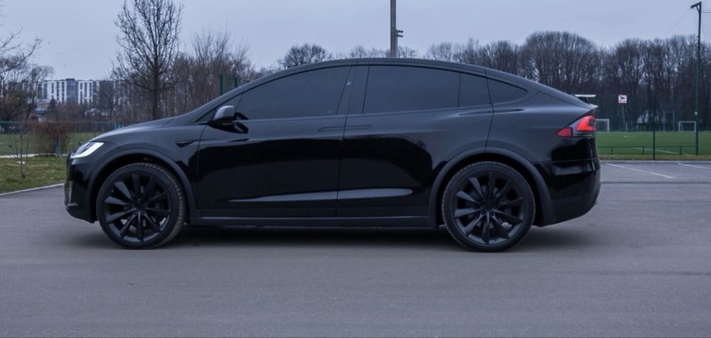 Преміум авто tesla x 100 klw оренда для таксі 480 км