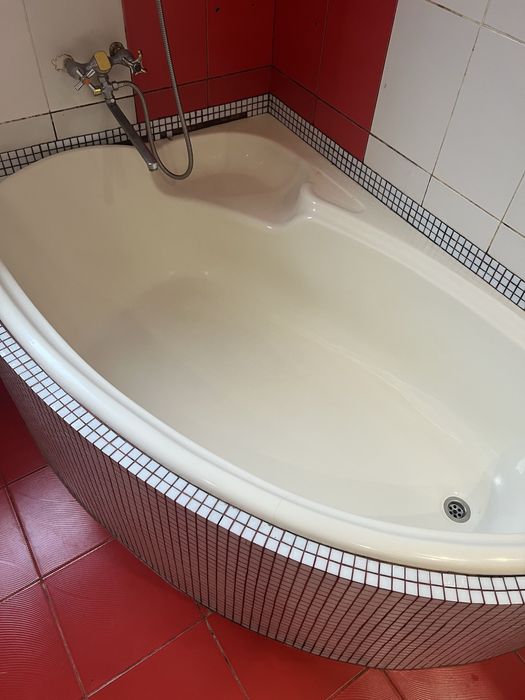 Продам ванну акрілову+карказ