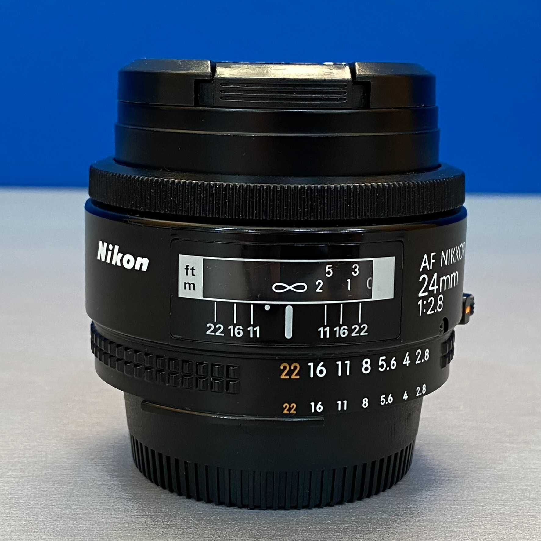 Nikon AF 24mm f/2.8