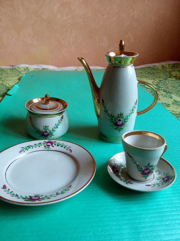 Золоченный кофейный сервиз