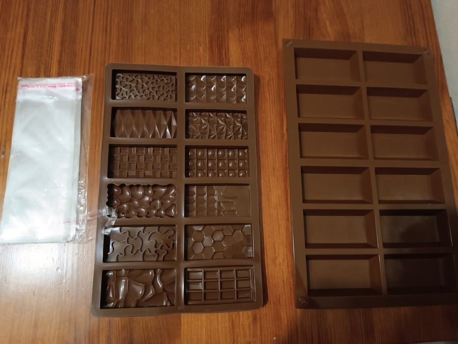Formy do czekolady i woreczki
