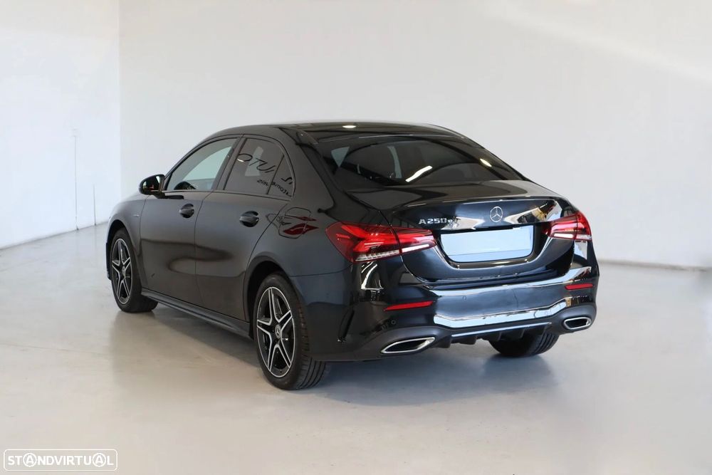 Mercedes-Benz A 250 Limousine e 8G-DCT AMG Line