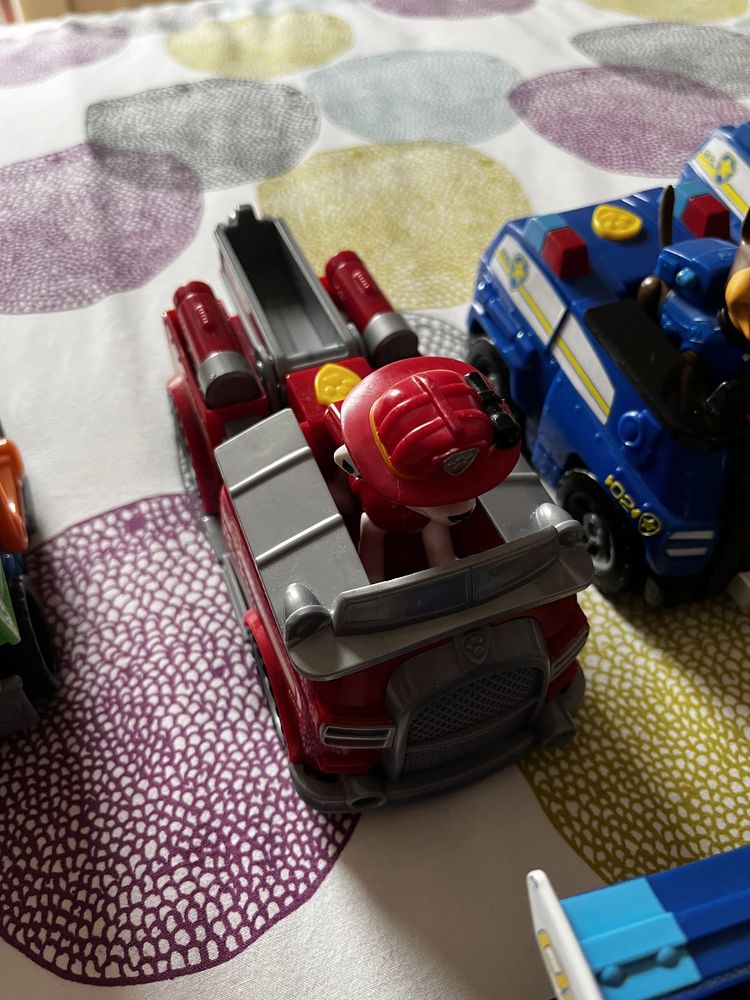 Conjunto 9 carros e figurinhas patrulha pata