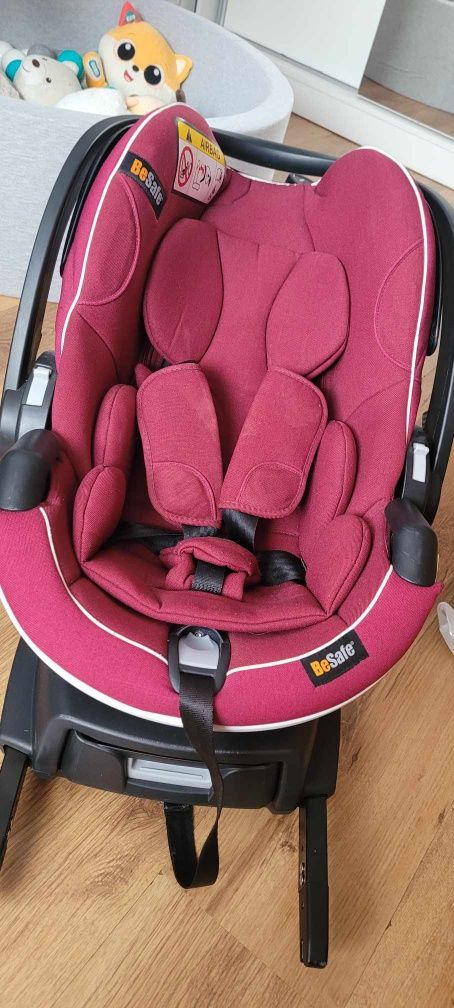 Fotelik samochodowy BeSafe + baza isofix