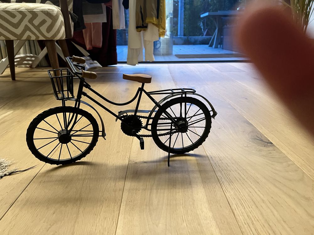 Escultura de bicicleta