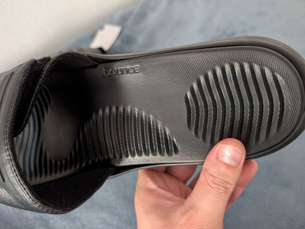 Мягкі тапочки / пантолети Adidas Alphabounce Slide 2.0 EUR 46-47 30 cm