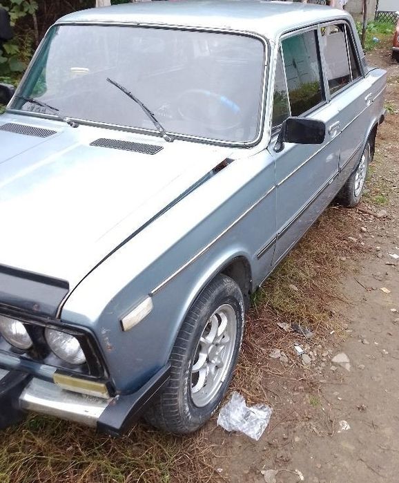 Продам машину 2106