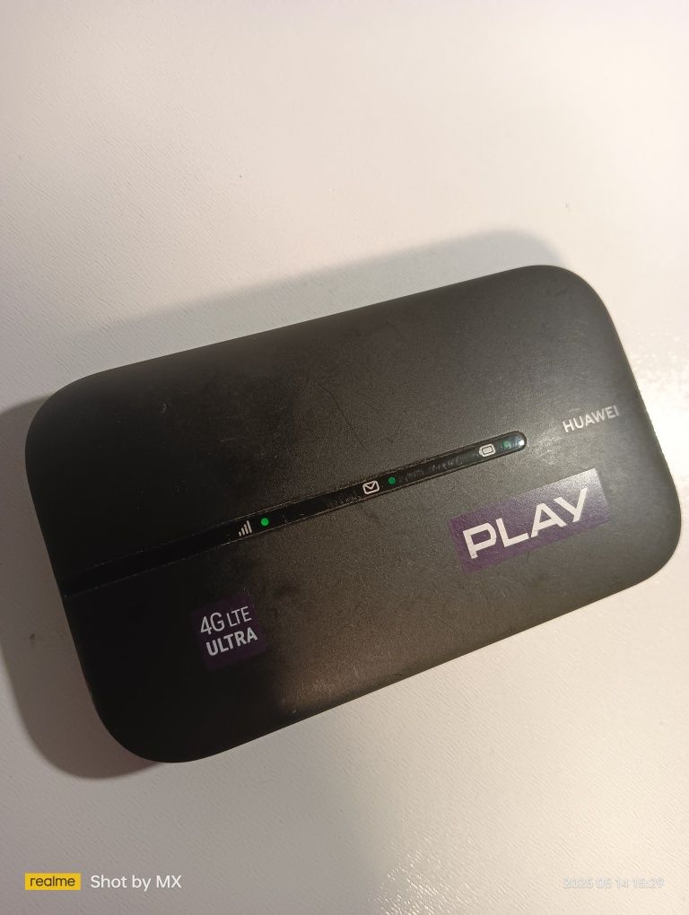 Router LTE 300Mb/s przenośny WiFi 2,4 GHz 5 GHzna kartę SIM internet