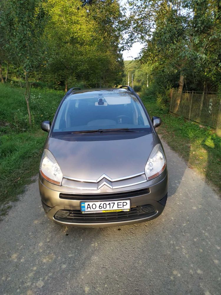 Продам Citroen Grand C4 Picasso 2008