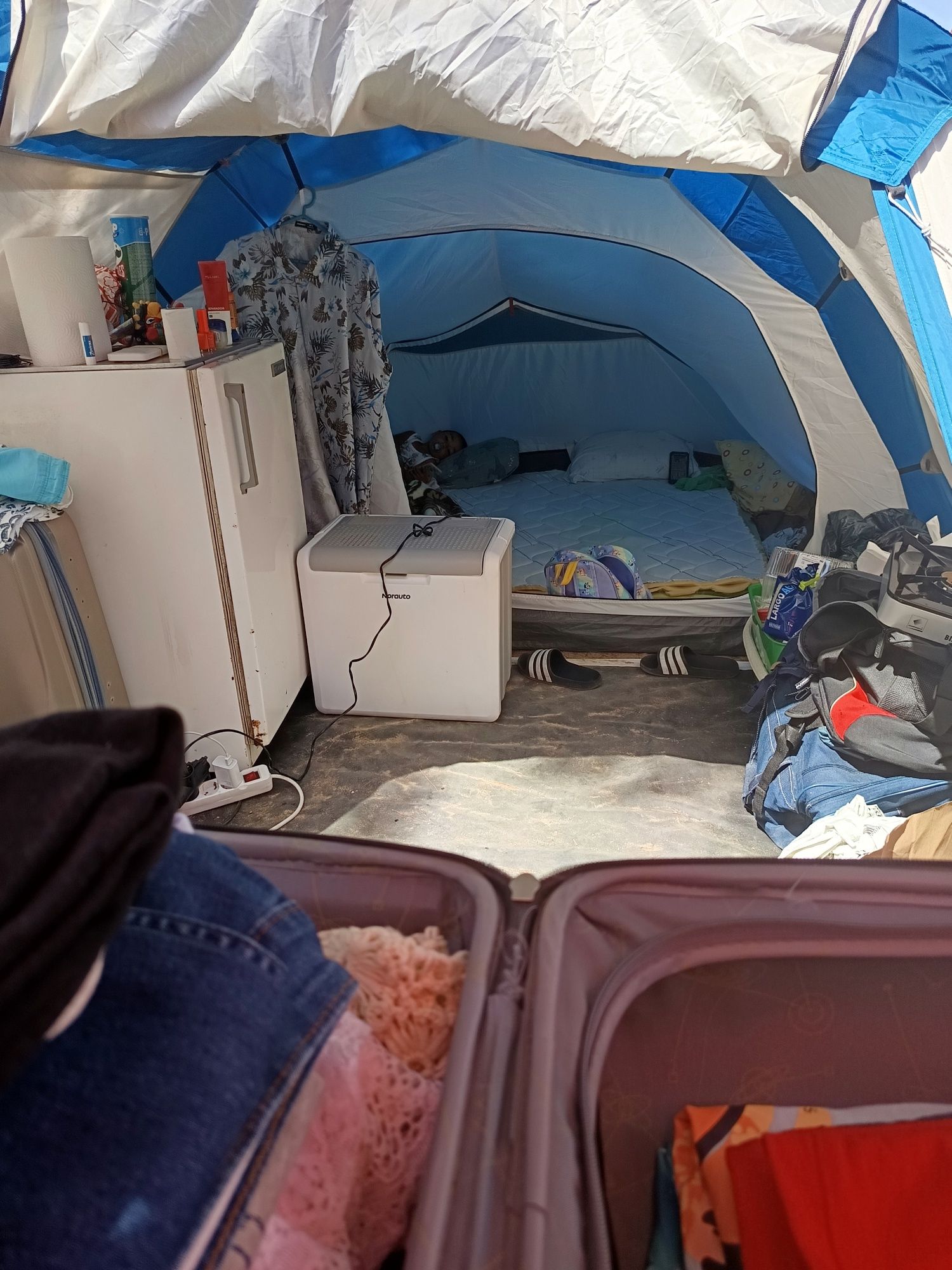 Tendas campismo novas