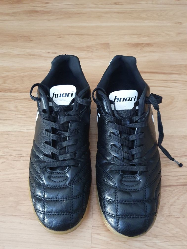 Buty halówki Huari roz. 39