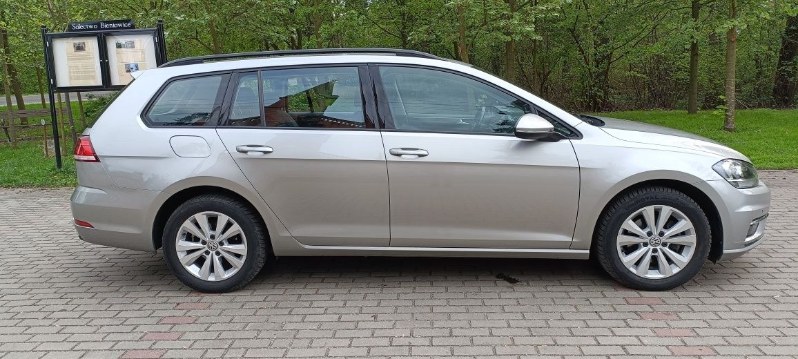 VW Golf 1.6 Tdi Comfortline,Faktura VAT 23%.