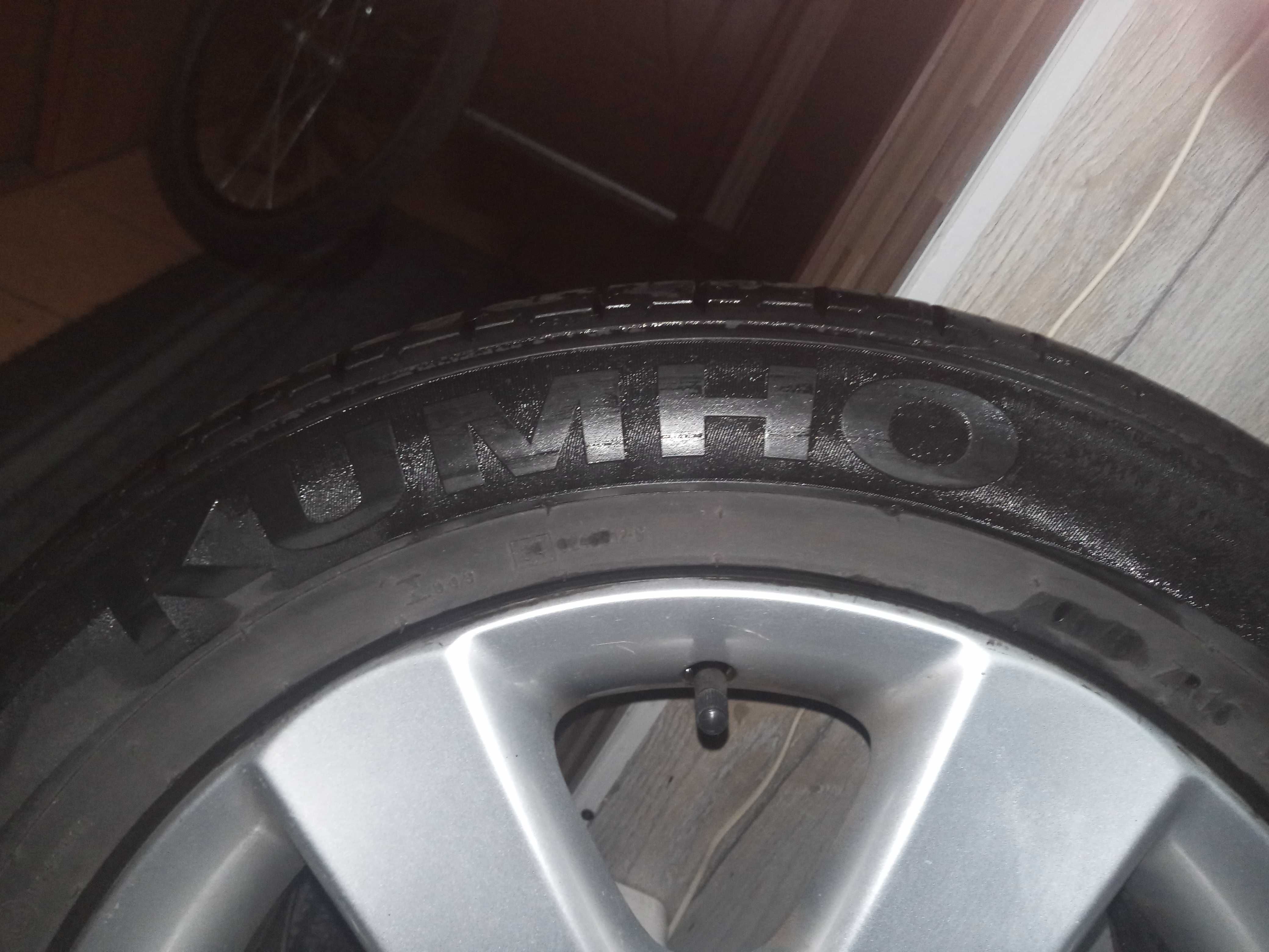 Felgi aluminiowe VW Golf 5   Komplet z oponami.