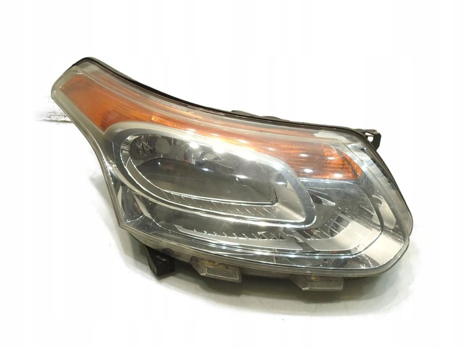 LAMPA PRAWA PRZEDNIA PRZÓD CITROEN C3 PICASSO 16715000