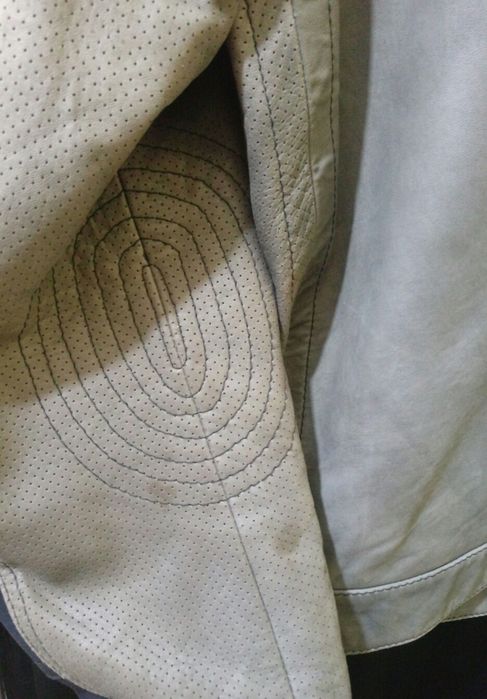 Оригінал Hugo Boss чоловіча шкіряна куртка