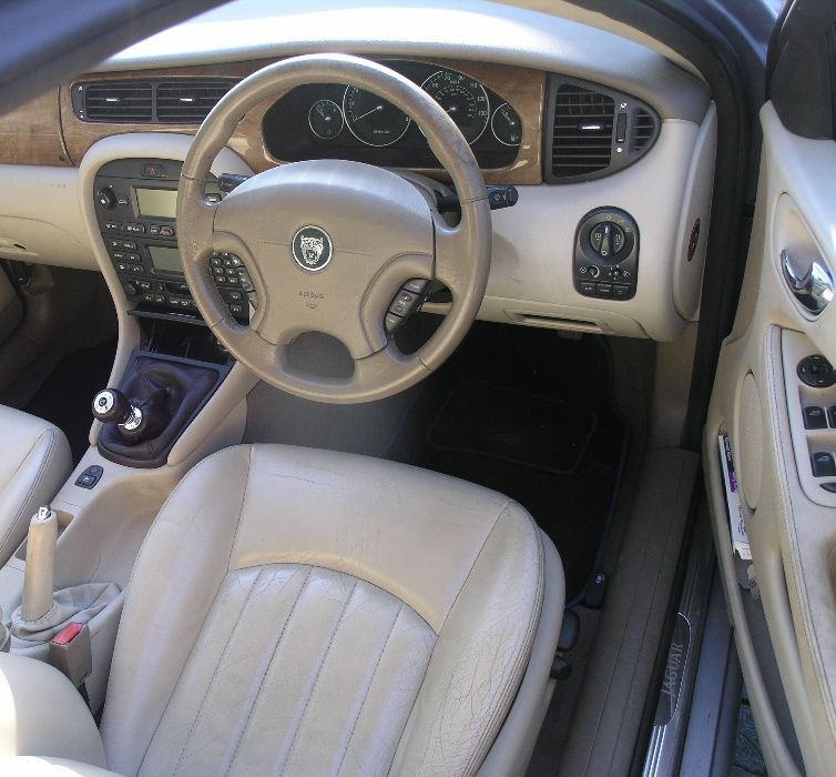 Jaguar X-Type / S-Type para peças