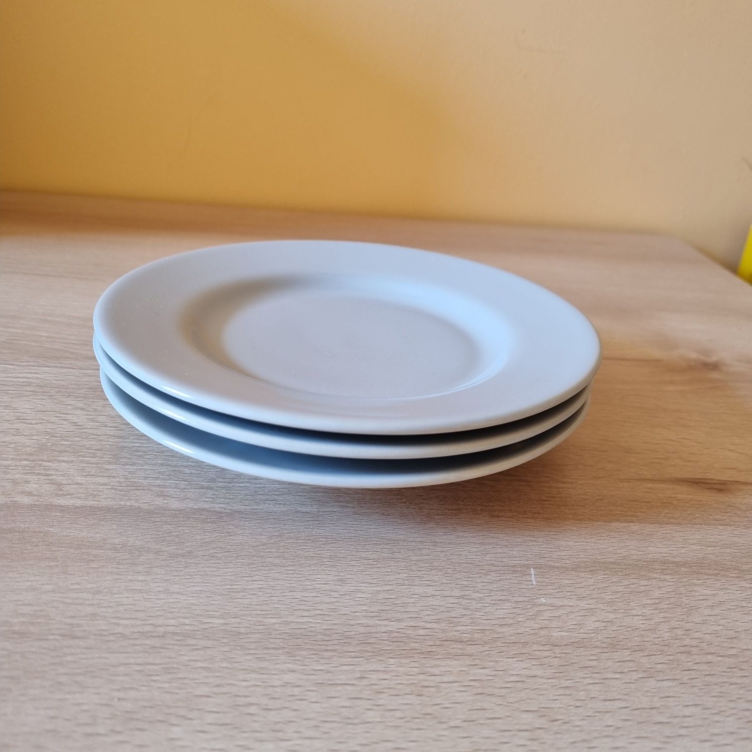 3 talerze szare ceramiczne z XX wieku