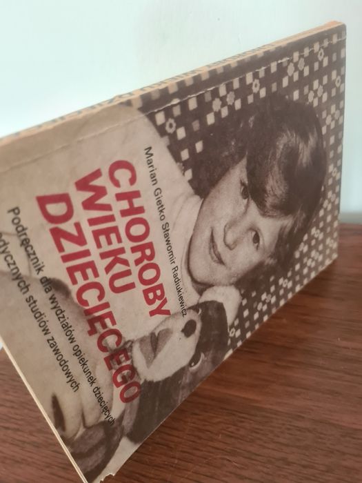 Choroby wieku dziecięcego - Książka