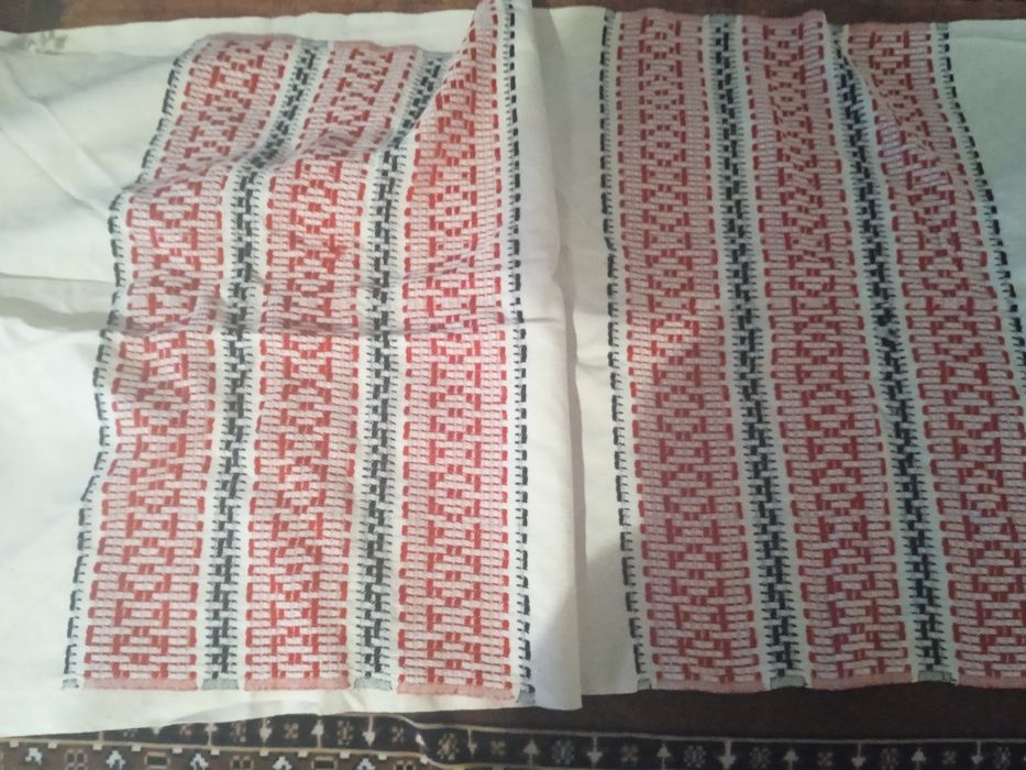 Продаються вишиті старинні рушники СРСР (СССР)