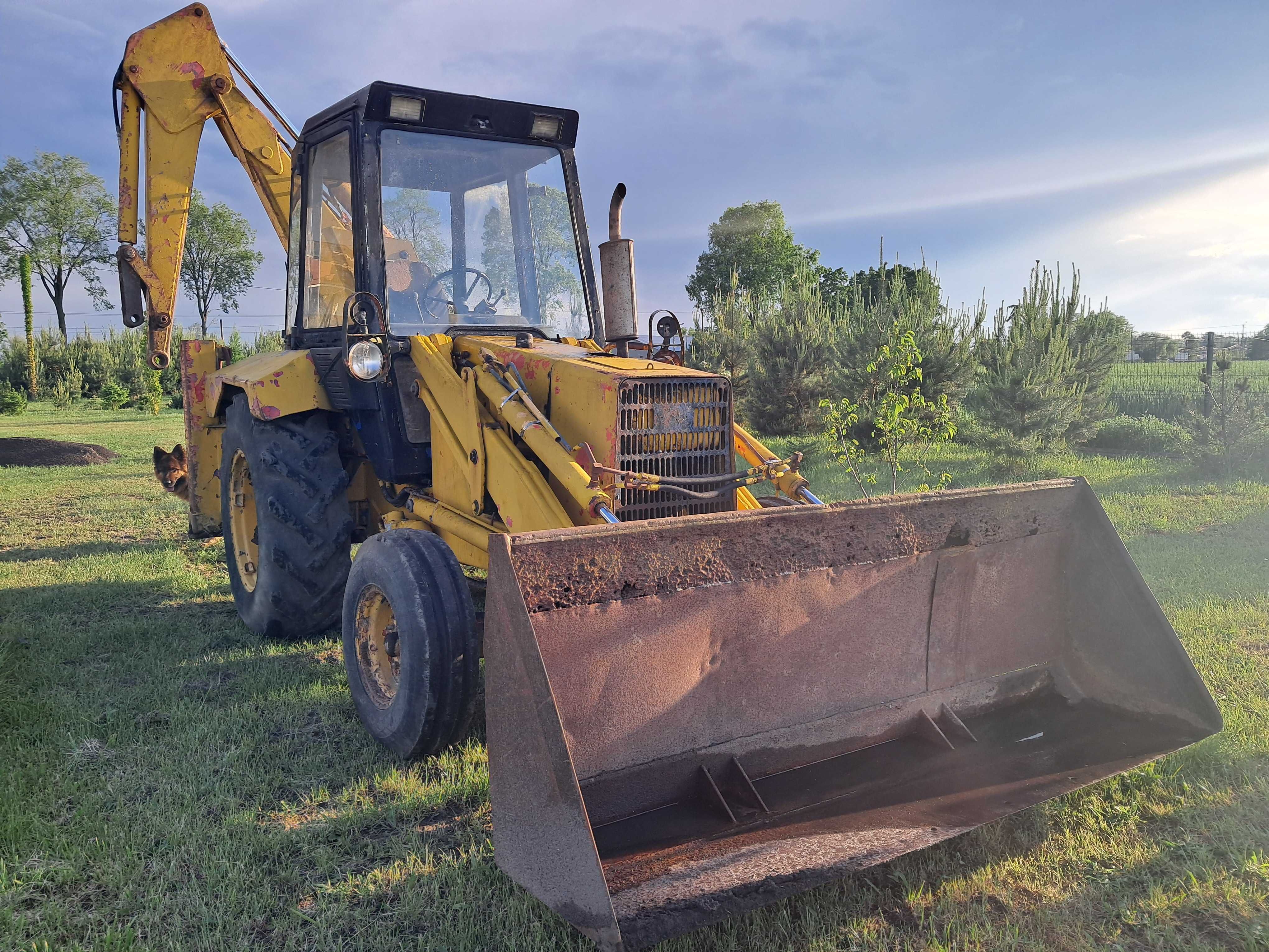 koparko ladowarka ford 555 new holland