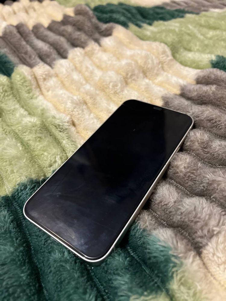 Iphone 12 128gb.