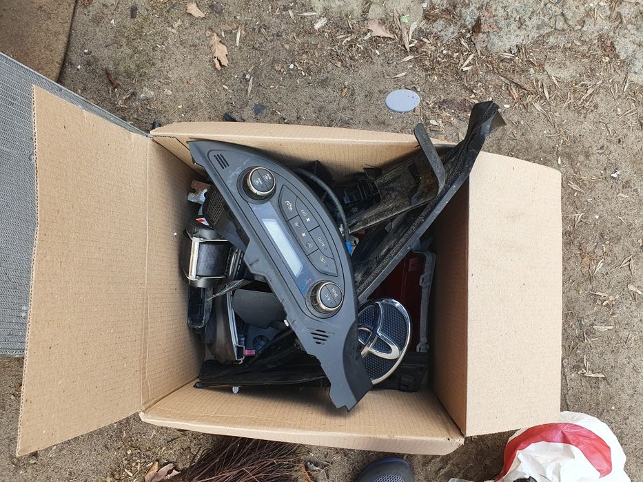 Решітка пластик клімат телевізор тойота ярис